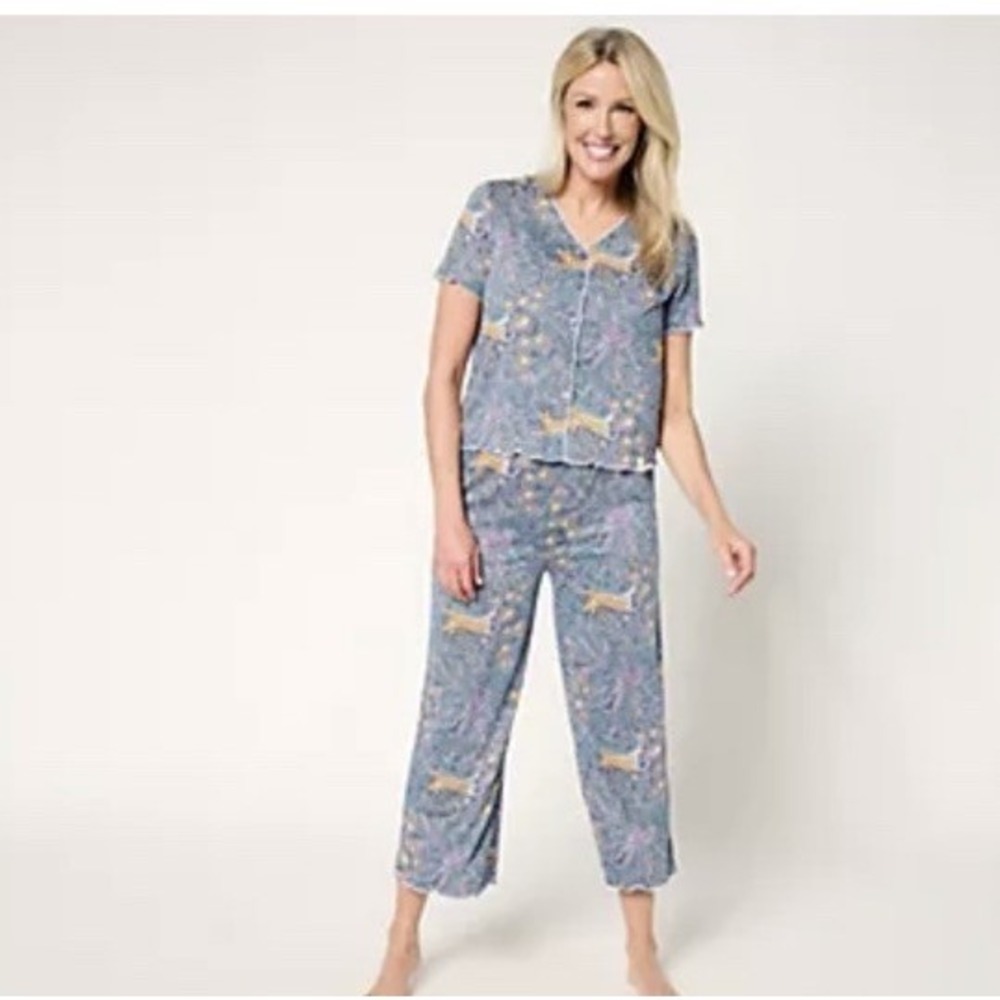 Sunday Brunch Crinkle Jersey Short Sleeve & Cropped Pant Lounge Set NWT SIZE S
